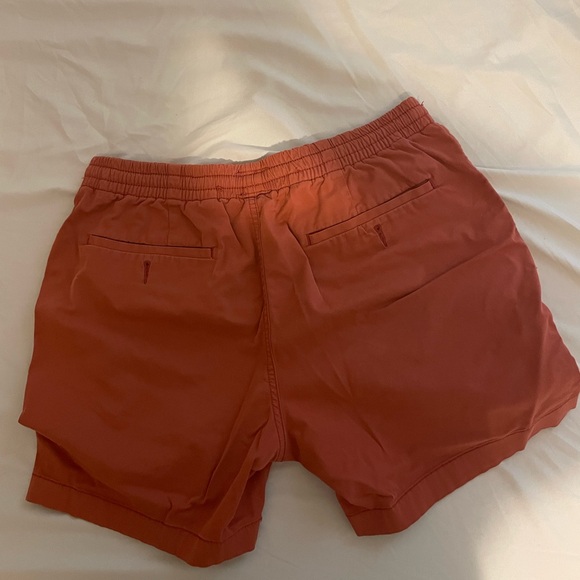 J Crew Red Stretch Chino Shorts size M - Picture 2 of 3